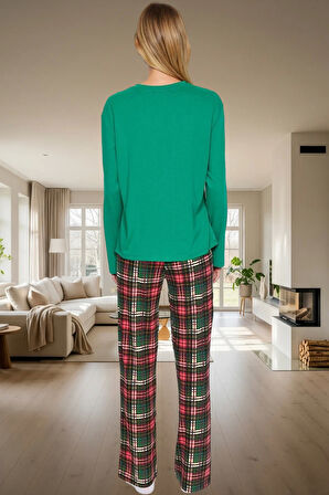 Kadın Kışlık %100 Pamuklu Pijama Takımı Rahat Yılbaşı Baskısı Konforlu Kesim Ve Şık