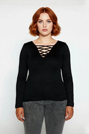 Kadın Fitted Kesim Britli V Yaka Uzun Kollu Triko Bluz Soğuk Havalar İçin Şık Ve Modern Seçim