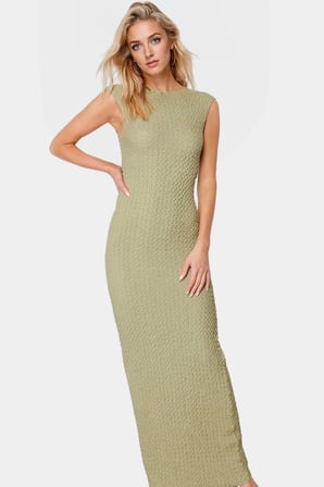 Şık Yazlık Örme Midi Elbise Bodycon Kalıp Kayık Yaka Esnek Kumaş Rahat Ve