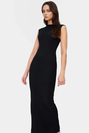Şık Yazlık Örme Midi Elbise Bodycon Kalıp Kayık Yaka Esnek Kumaş Rahat Ve