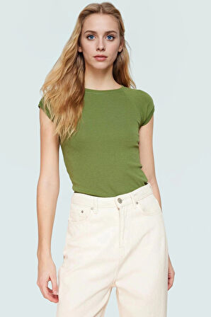 Yazlık Bisiklet Yaka Fitted Viskon Bluz Şık Görünüm Mükemmel Uyum