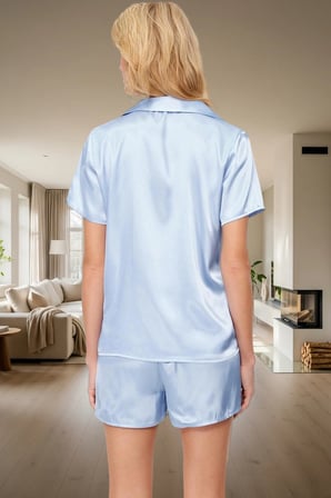 Kadın Saten Pijama Takımı Kısa Kollu Gömlek ve Şort Rahat Ev Giyim Seti Özel Tasarım Modern Stil