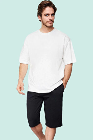 Erkek Basic Regular Normal Kesim Uzun Boy Lastikli Şort Rahat Günlük Kullanım Modern Tasarım