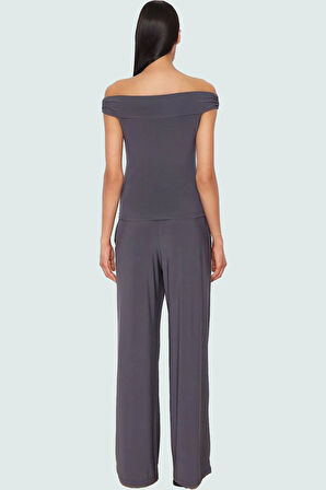 Şık Carmen Yaka Örme Bluz Pantolon Takım Rahat Günlük Stil Profesyonel Görünüm Dayanıklı Malzeme