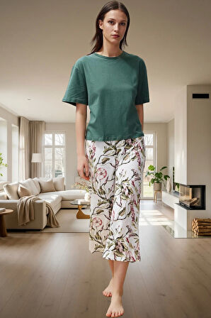 Kadın Çiçekli Pijama Takımı Rahat Pamuklu Örme Kumaş Trend Tasarım Yüksek Kalite Modern Stil