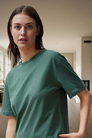 Kadın Çiçekli Pijama Takımı Rahat Pamuklu Örme Kumaş Trend Tasarım Yüksek Kalite Modern Stil
