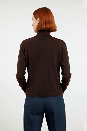 Kadın Balıkçı Yaka Regular Kalıp Yünlü Triko Kazak Kış Sezonu İçin Şık Ve Konforlu Seçim Kaliteli