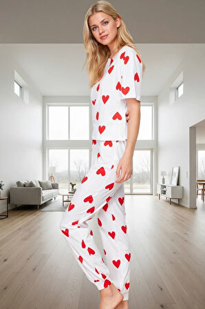 Kadın Kalpli Pamuklu Pijama Takımı Rahat Kesim Boru Paça Premium Kalite Özel Tasarım Özenle Seçilmiş