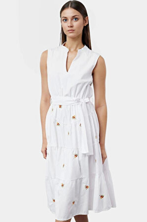 Yazlık Çiçekli Nakışlı Midi Elbise Rahat Günlük Stil Premium Kalite Özel Tasarım Modern
