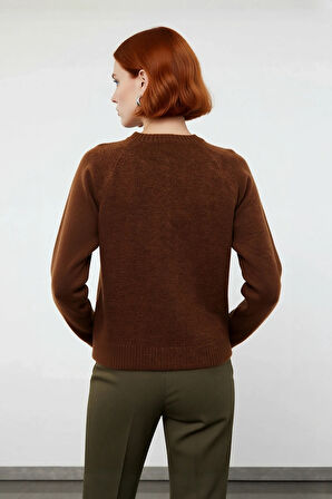 Kadın Regular Kalıp Bisiklet Yaka Düğme Detaylı Reglan Kol Triko Kazak Yumuşak Dokulu Kış Günlük