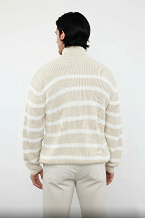 Unisex Oversize Kalın Balıkçı Yaka Çizgili Triko Kazak Kış Günleri İçin Konforlu Şıklık Sunar