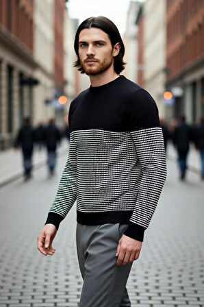 Erkek Slim Fit Bisiklet Yaka Çizgili Triko Kazak Kış Günleri İçin Modern ve Rahat Bir Seçenek