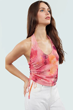 Yazlık Soyut Desenli Crop Bluz Boyundan Bağlamalı Örme Tül Kumaş Modern Stil Şık Görünüm