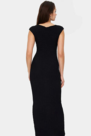 Şık Yazlık Örme Midi Elbise Bodycon Kalıp Kayık Yaka Esnek Kumaş Rahat Ve