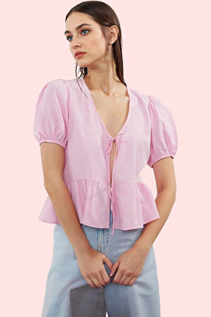 Kadın V Yaka Bağlamalı Kısa Kollu Dokuma Gömlek Günlük Kullanım Yaz Aylarının Vazgeçilmezi