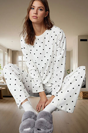 Kadın Regular Kalıp Uzun Kollu Pamuklu Pijama Takımı Modern Stil Özel Tasarım Kaliteli İşçilik