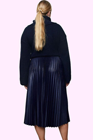 Kadın Midi Boy Piliseli Etek Kemerli Günlük Şıklık Modern Tasarım Yaz Aylarının Vazgeçilmezi