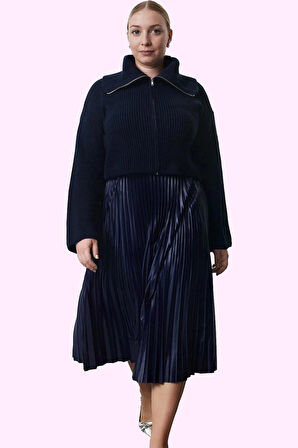 Kadın Midi Boy Piliseli Etek Kemerli Günlük Şıklık Modern Tasarım Yaz Aylarının Vazgeçilmezi