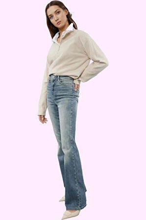 Kadın İspanyol Paça Jeans Uzun Boy Normal Bel Flare Kalıp Günlük Stil Yaz Aylarının Vazgeçilmezi