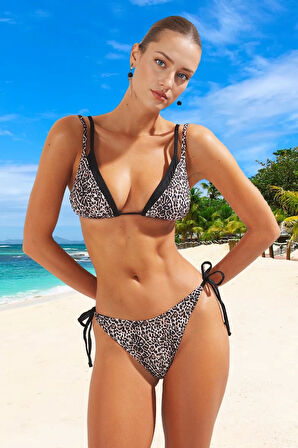 Desenli Üçgen Bikini Takımı Plaj Ve Havuz İçin Özel Tasarım Premium Kalite Yüksek Konfor