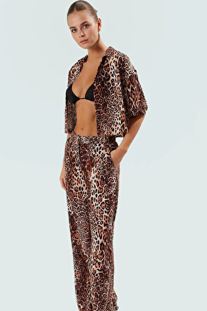 Şık Leopar Desenli Viskoz Plaj Takımı Rahat Kesim Yazlık Kombin Kaliteli İşçilik Trend Tasarım