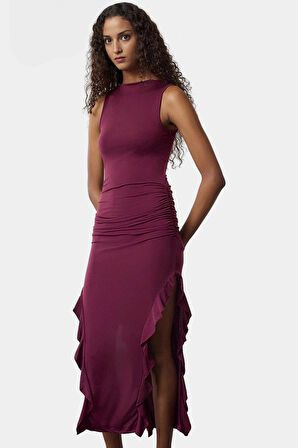 Maxi Elbise Örme Kumaş Kayık Yaka Fırfır Detaylı Şık Yazlık Seçkin Malzeme Zarifane Tasarım