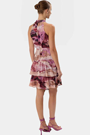 Çiçekli Desenli Halter Yaka Mini Elbise Hafif Polyester Kumaş Yazlık Günlük Şık Görünüm