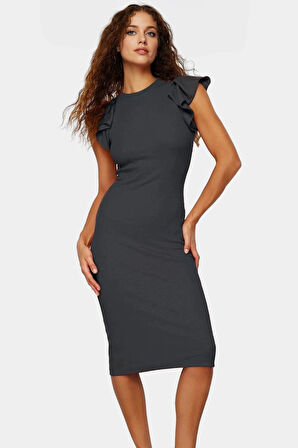 Kadın Pamuklu Bodycon Midi Elbise Volanlı Kollu Rahat Günlük Trend Tasarım Seçkin Malzeme