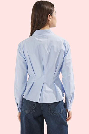 Kadın Fitted Dokuma Gömlek Yaka Düz Desen Basic Kalıp Günlük Kullanım Yaz Aylarının Vazgeçilmezi