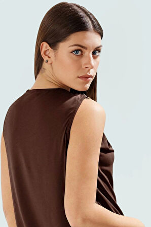 Kadın Fitted Bisiklet Yaka Örme Bluz Aksesuar Detaylı Günlük Şık Görünüm Zarifane Tasarım