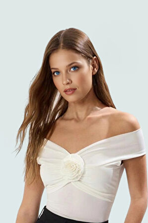 Carmen Yaka Fitted Sandy Örme Bluz Gündüz Gece Kullanımı Premium Kalite Uzun Ömürlü