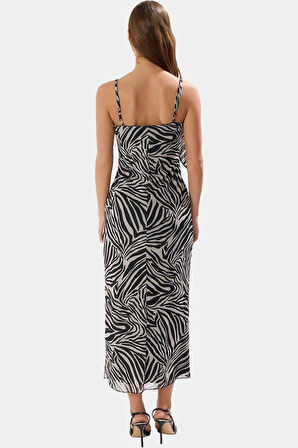 Maxi Elbise Örme Tül Kumaş V Yaka Aplike Detaylı Şık Profesyonel Görünüm Dayanıklı Malzeme