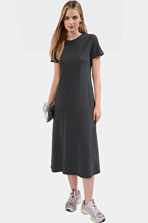 Kadın Midi Boy Örme T shirt Elbise Günlük Kullanım Konforlu Kesim Seçkin Malzeme Rahat Ve Şık