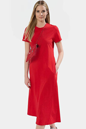 Kadın Midi Boy Örme T shirt Elbise Günlük Kullanım Konforlu Kesim Seçkin Malzeme Rahat Ve Şık