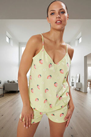 Kadın V Yaka Pamuklu Pijama Takımı Çilek Desenli Yazlık Kaliteli İşçilik Premium Kalite Şık Görünüm