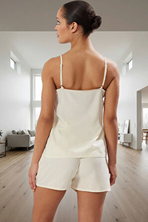 Kadın Viskon İnce Askılı Şortlu Pijama Takımı Rahat Yazlık Homewear Konforlu Kesim Şık Görünüm
