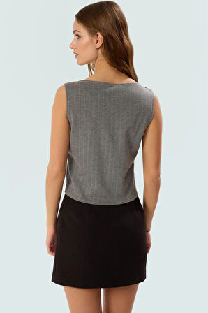 Fitted İnterlok Örme Bluz Havuz Yaka Yazlık Casual Tarz Zarifane Tasarım Dayanıklı Malzeme