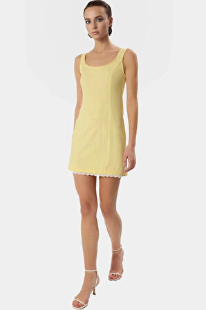 Yazlık A Kesim Mini Elbise Dokuma Kumaştan Dantel Detaylı Profesyonel Görünüm Zarifane Tasarım