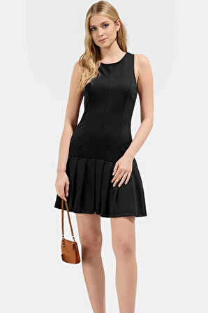 Kadın Mini Örme Elbise Yazlık Pili Detaylı Vücut Şekillendirici Rahat Ve Şık Premium Kalite