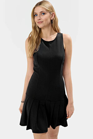 Kadın Mini Örme Elbise Yazlık Pili Detaylı Vücut Şekillendirici Rahat Ve Şık Premium Kalite