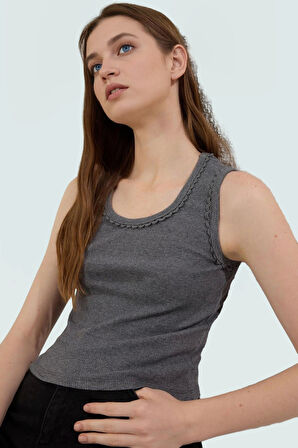 Havuz Yaka Fitted Vücut Oturan Bluz Rejenere Kaşkorse Yazlık Konforlu Kesim Rahat Kullanım