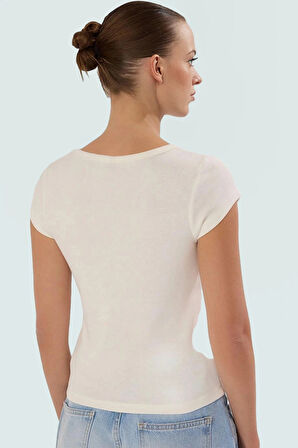 Yazlık V Yaka Fitted Ribana Pamuklu Bluz Özenle Seçilmiş Zarifane Tasarım Yüksek Kalite