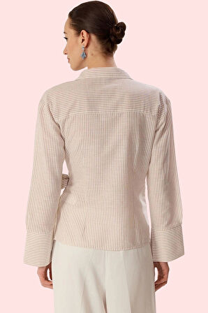 Kadın Çizgili Pamuklu Regular Gömlek Yandan Bağlama Detaylı Günlük Kullanım Modern Tasarım