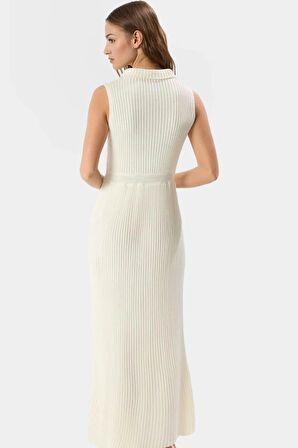 Yazlık Midi A line Triko Elbise Şık ve Rahat Günlük Kullanım Modern Stil Özel Tasarım