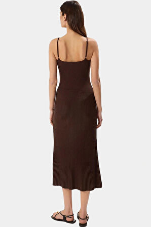 Yazlık Triko Midi Elbise Kare Yaka A Line Viskoz Polyester Uzun Ömürlü Seçkin Malzeme Yüksek Kalite