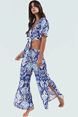 Şık Etnik Desenli Viskoz Bluz Pantolon Takım Yaz Plaj Stilleri İçin Dayanıklı Malzeme Trend Tasarım