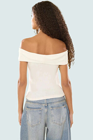 Viskoz Ribana Carmen Yaka Crop Bluz Yazlık Fitted Kalıp Modern Stil Kaliteli İşçilik