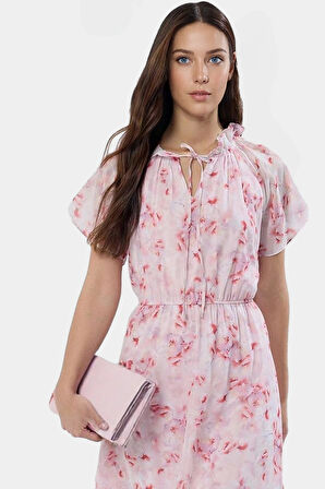 Yazlık Çiçekli Maxi Elbise Belden Açılan Etekli Şifon Dokuma Astarlı Rahat Kullanım Modern Stil