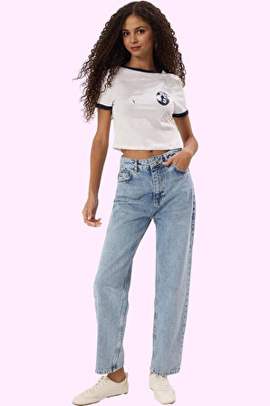 Kadın Yüksek Bel Boru Paça Mom Jean Denim Günlük Stil Hafta Sonu Yaz Aylarının Vazgeçilmezi