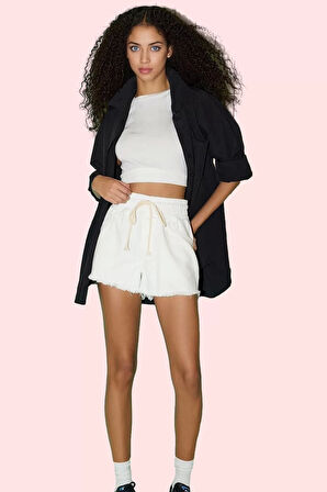 Kadın Yüksek Bel Geniş Paça Denim Şort Yaz Aylarının Vazgeçilmezi Günlük Dayanıklı Malzeme